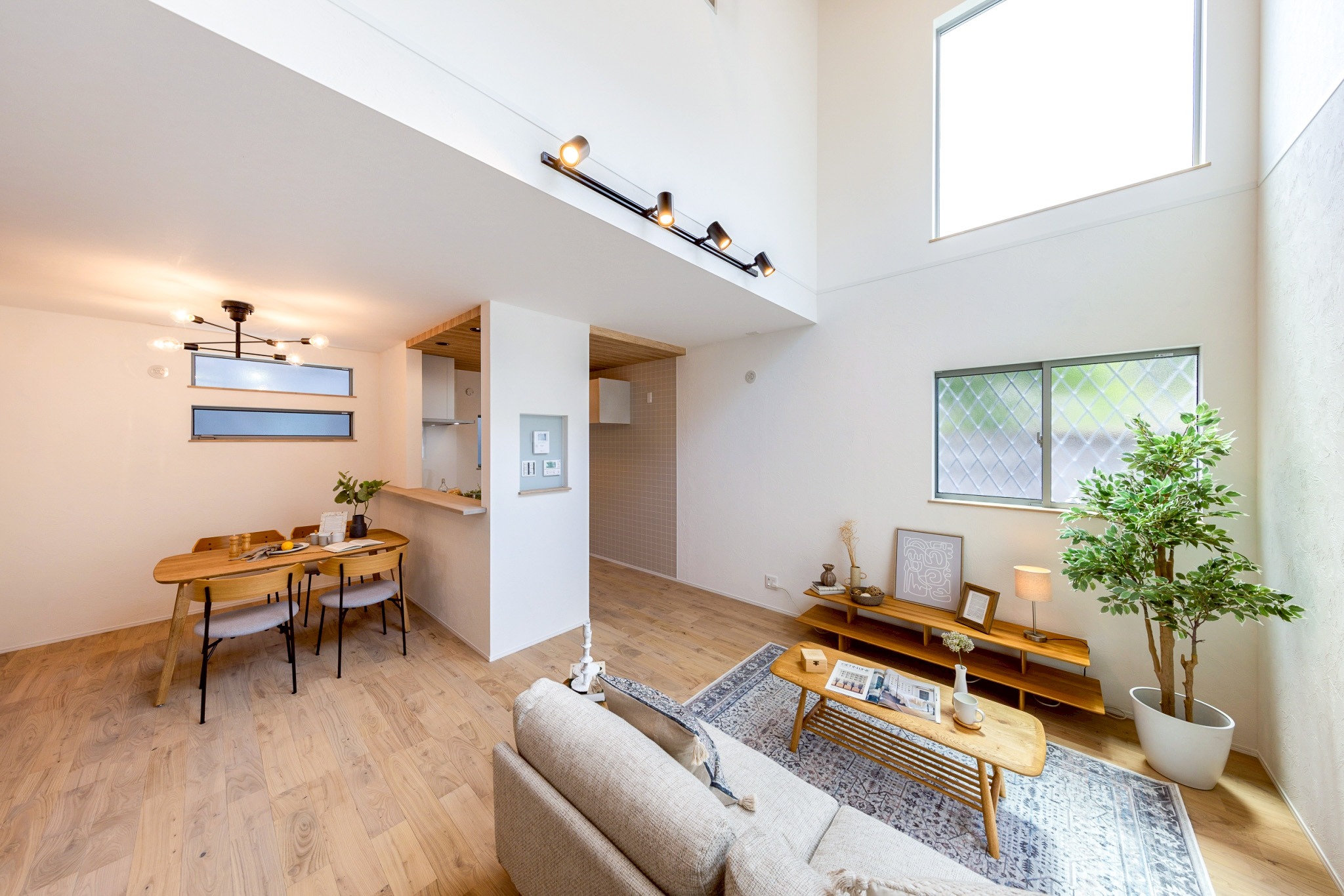 【バラ売り不可】Apartamento #04 #05 #06 未開封あり Amazon | 山櫻 喪中はがき No.7131 すみれ 0.280mm厚 〒枠入